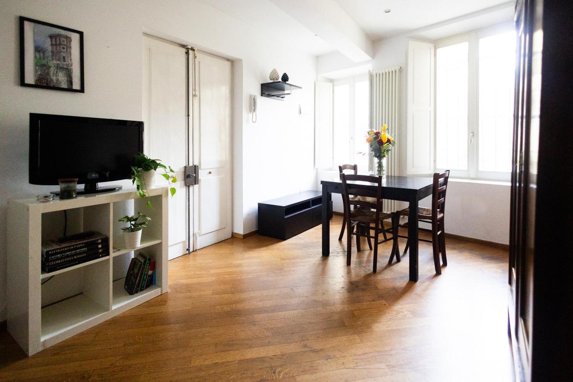 Casa Al Duomo Apartment Парма Екстериор снимка